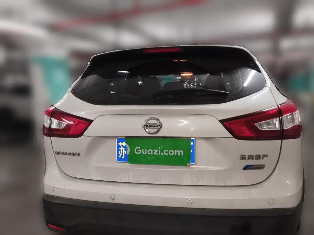 Nissan Qashqai 2016 2.0L CVT Elite Edition — миниатюра 3
