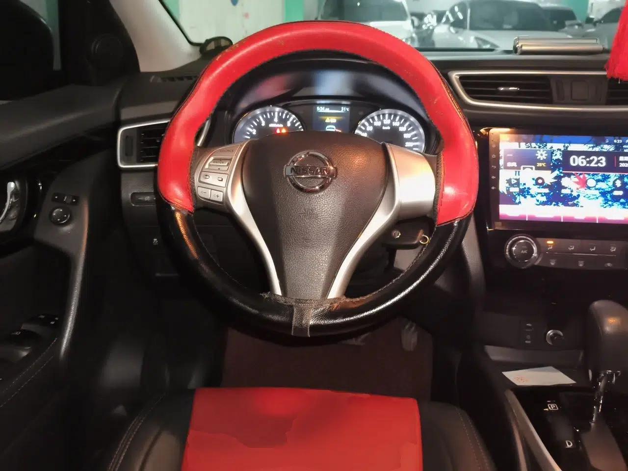 Nissan Qashqai 2016 2.0L CVT Elite Edition — миниатюра 7