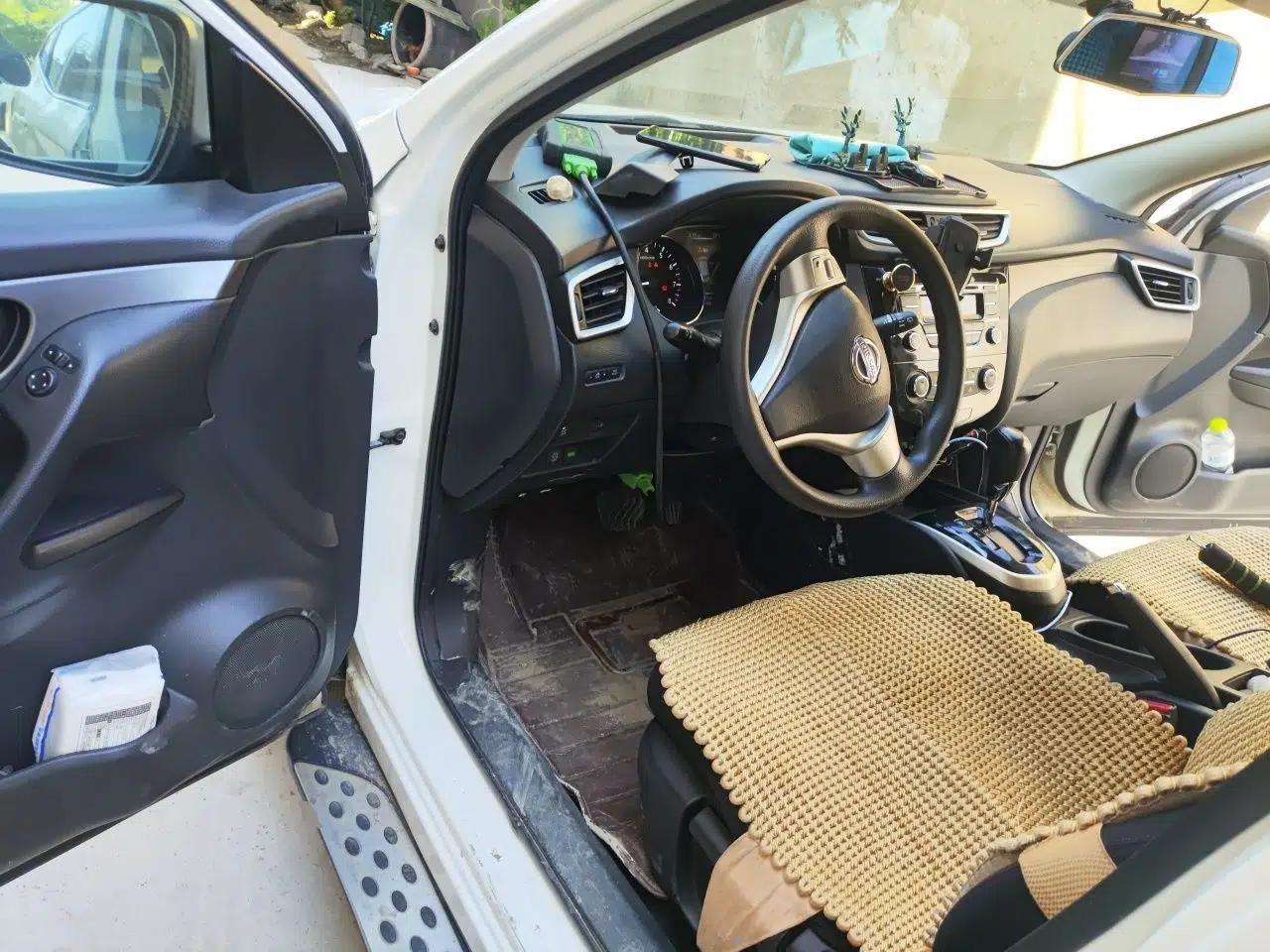 Nissan Qashqai 2016 1.2T CVT Fashion Edition — миниатюра 16