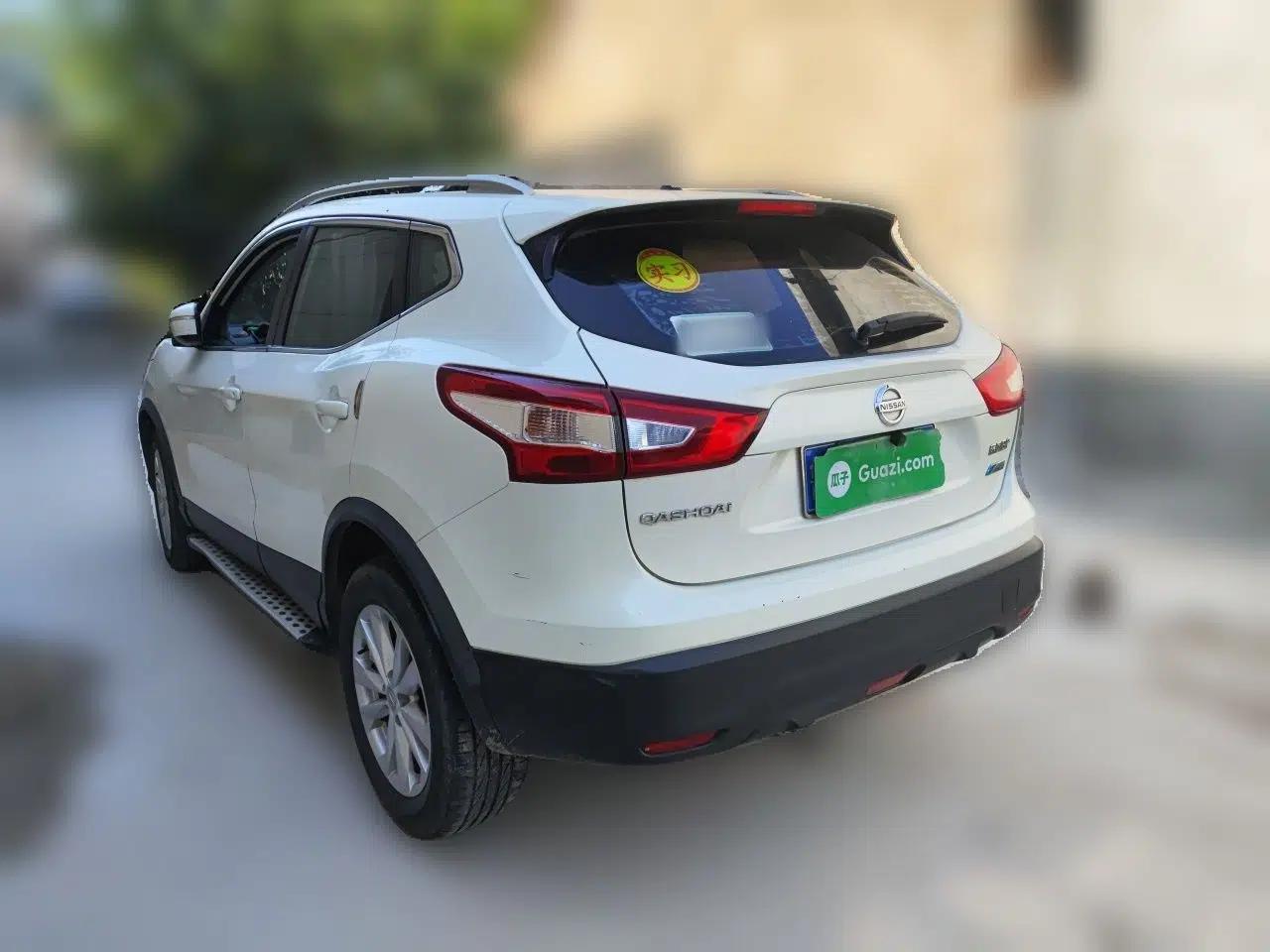 Nissan Qashqai 2016 1.2T CVT Fashion Edition — миниатюра 4