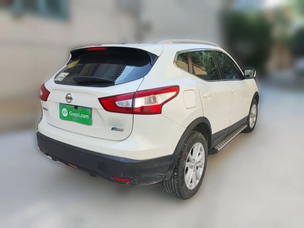Nissan Qashqai 2016 1.2T CVT Fashion Edition — миниатюра 6