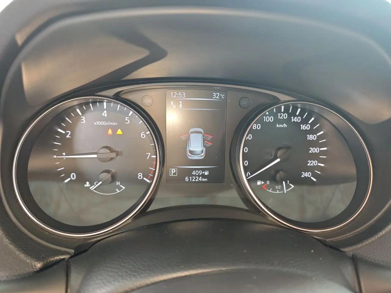 Nissan Qashqai 2021 2.0L CVT Luxury Edition — миниатюра 11
