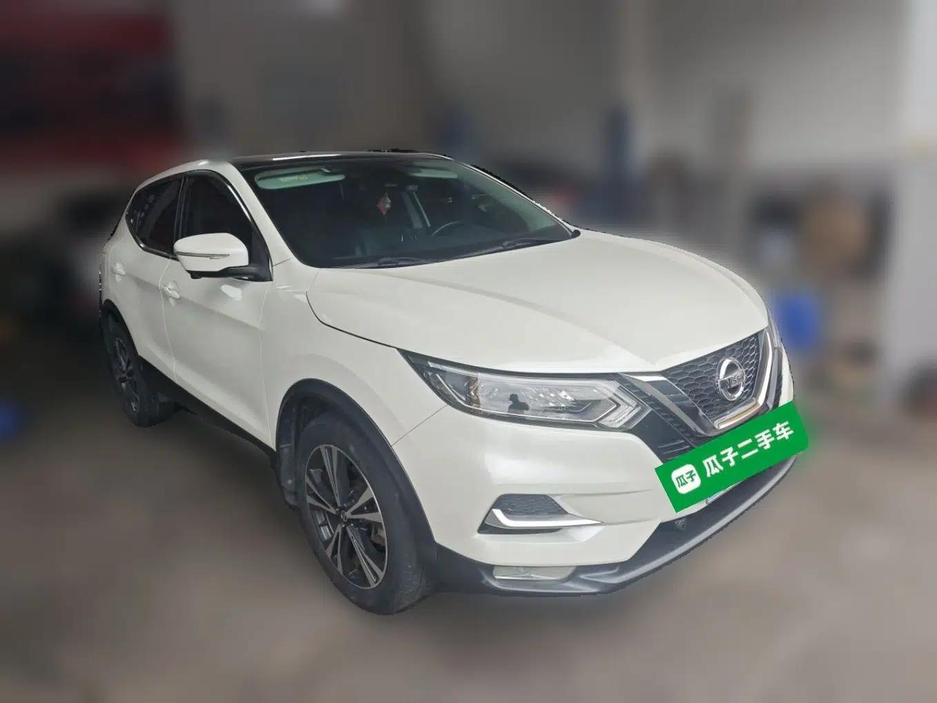Nissan Qashqai 2021 2.0L CVT Luxury Edition — миниатюра 3