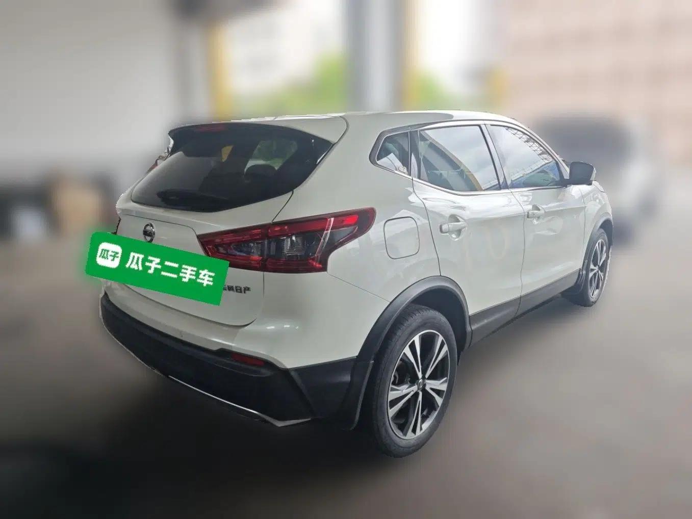 Nissan Qashqai 2021 2.0L CVT Luxury Edition — миниатюра 6