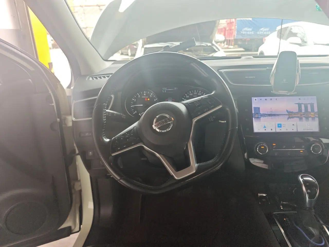 Nissan Qashqai 2021 2.0L CVT Luxury Edition — миниатюра 10
