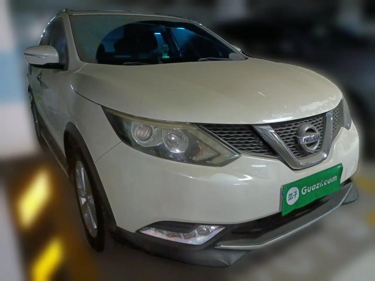 Nissan Qashqai 2016 2.0L CVT Elite Edition — миниатюра 3
