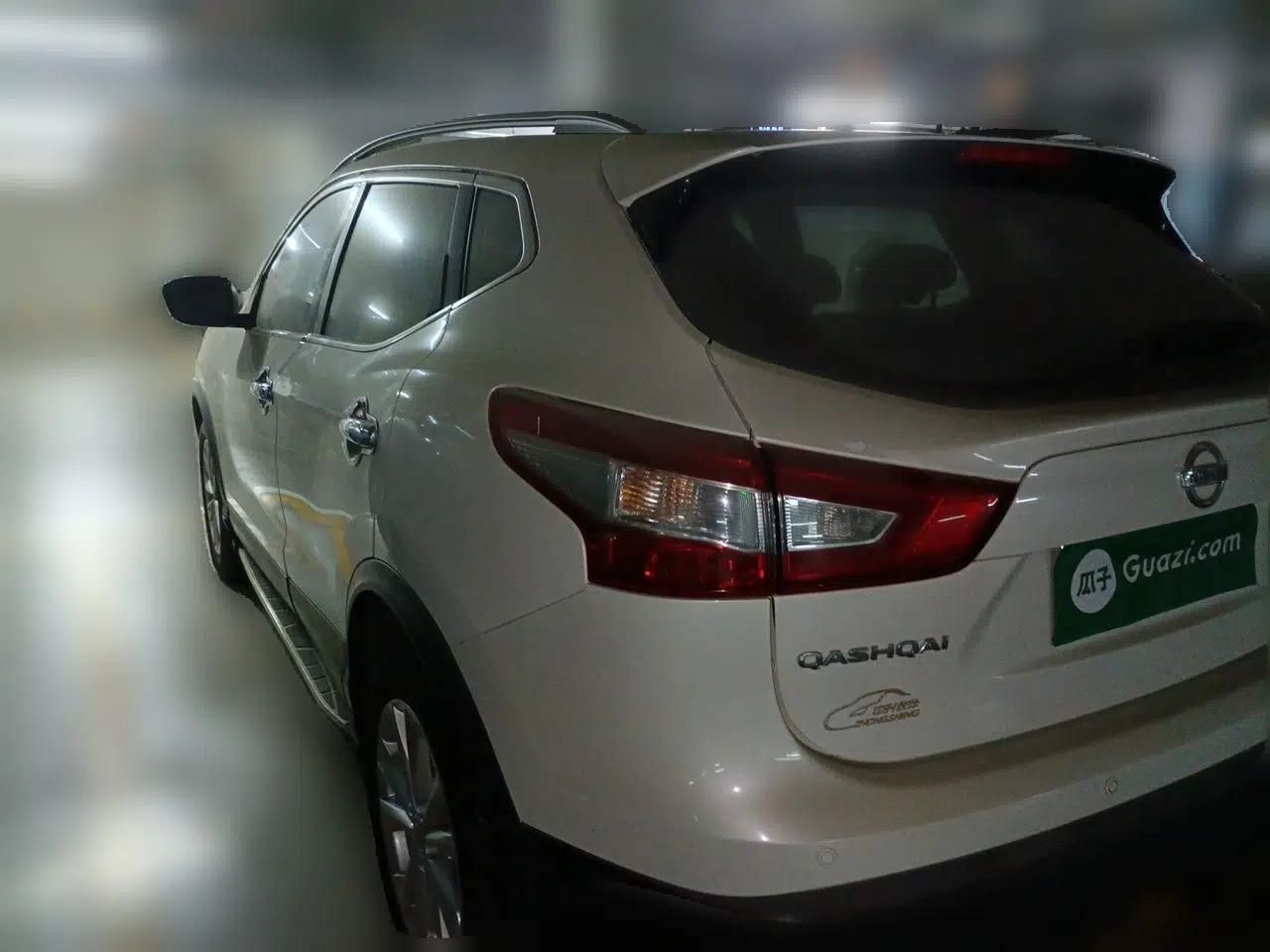Nissan Qashqai 2016 2.0L CVT Elite Edition — миниатюра 4