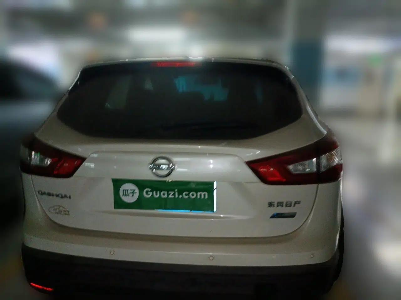 Nissan Qashqai 2016 2.0L CVT Elite Edition — миниатюра 5