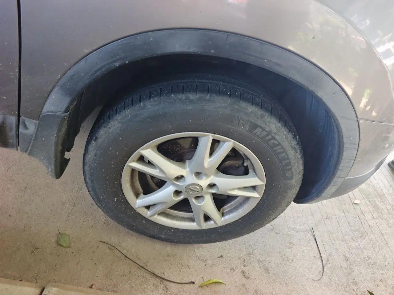 Nissan Qashqai 2011 2.0 XL Fire CVT 2WD — миниатюра 8