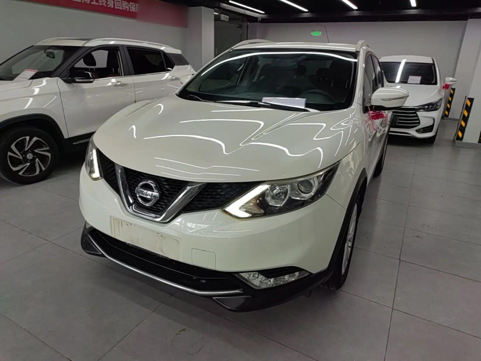 Nissan Qashqai 2016 2.0L CVT Elite Edition — миниатюра 1