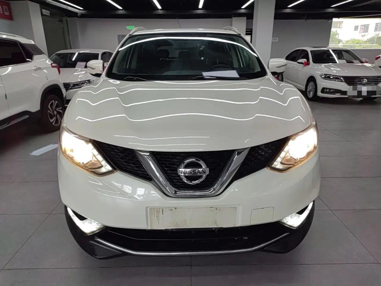 Nissan Qashqai 2016 2.0L CVT Elite Edition — миниатюра 2