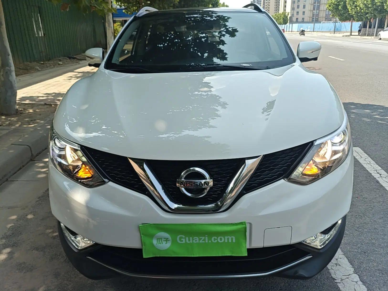 Nissan Qashqai 2016 2.0L CVT Luxury Edition — миниатюра 2