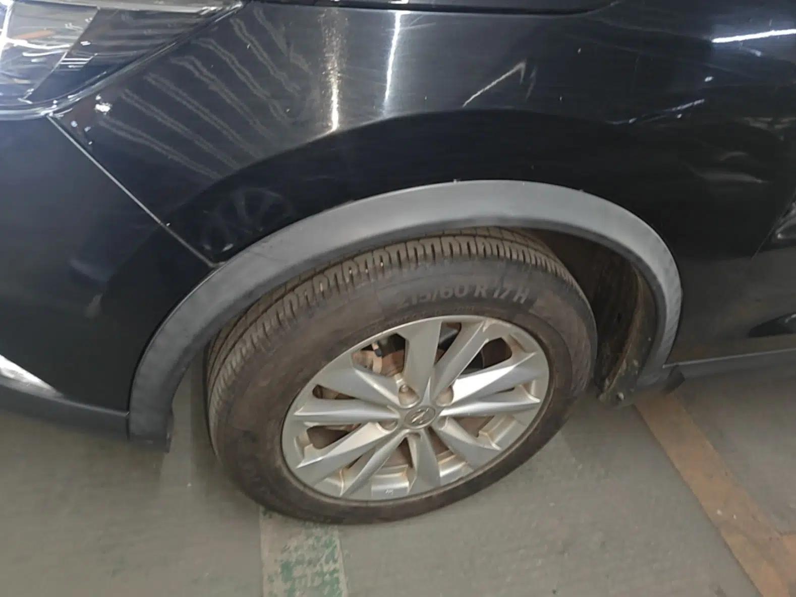 Nissan Qashqai 2016 2.0L CVT Elite Edition — миниатюра 10
