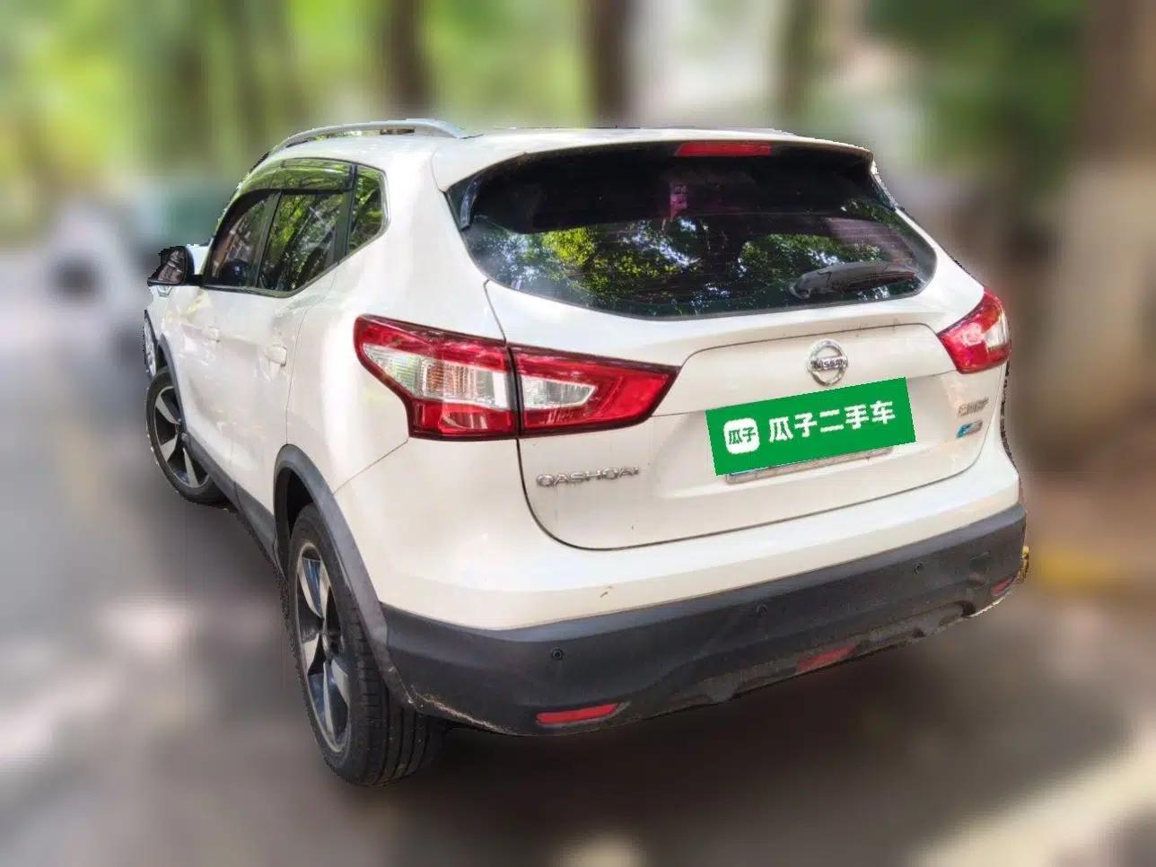 Nissan Qashqai 2016 2.0L CVT Luxury Edition — миниатюра 4