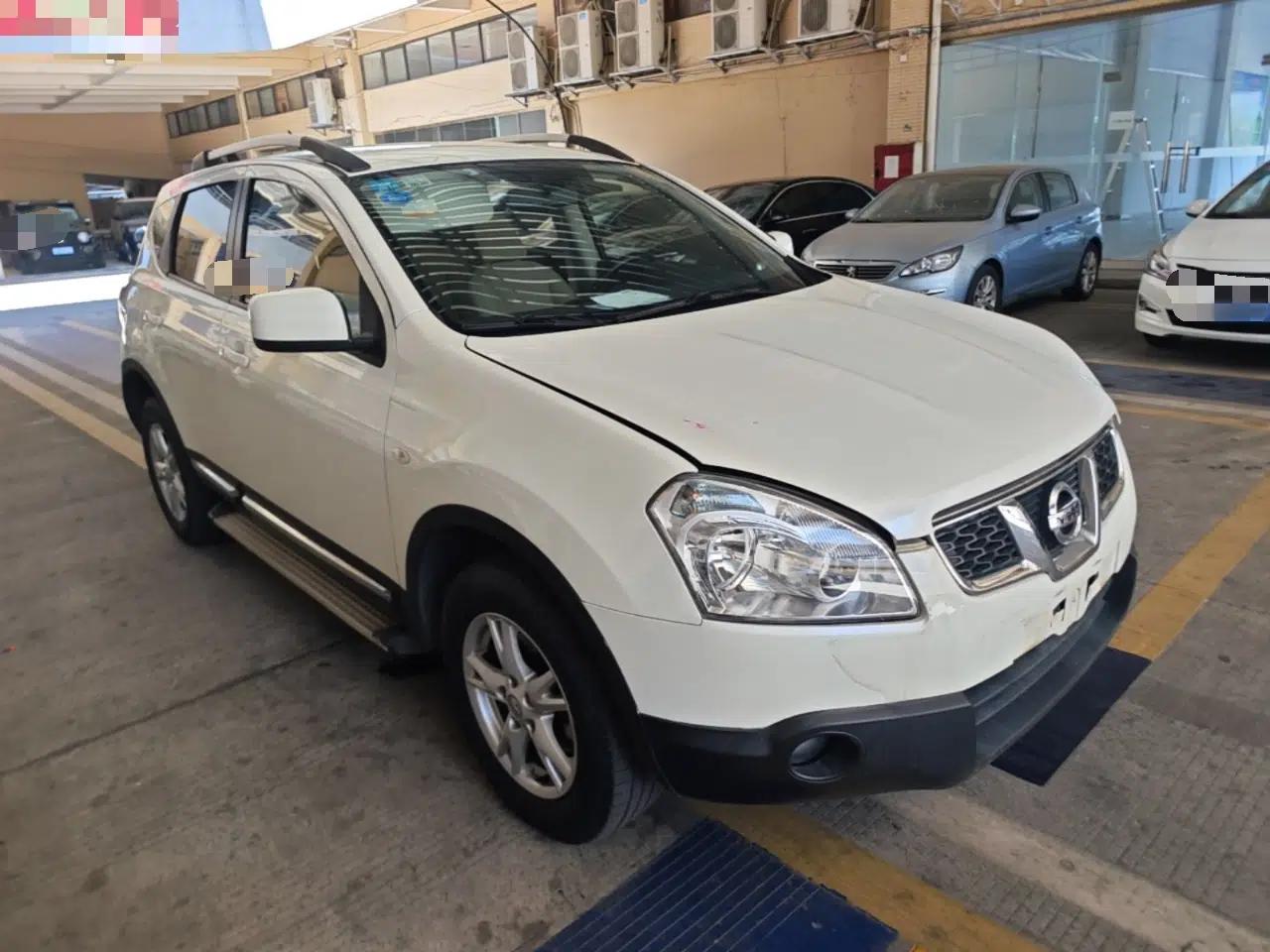 Nissan Qashqai 2012 2.0 XL Fire CVT 2WD — миниатюра 3