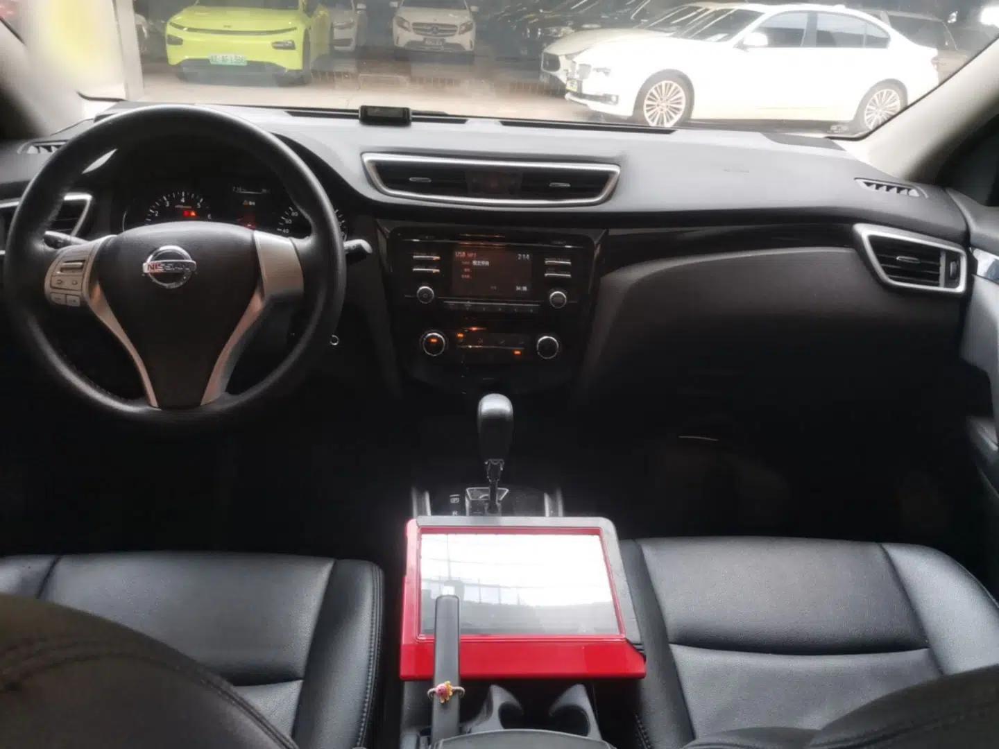 Nissan Qashqai 2016 2.0L CVT Elite Edition — миниатюра 17