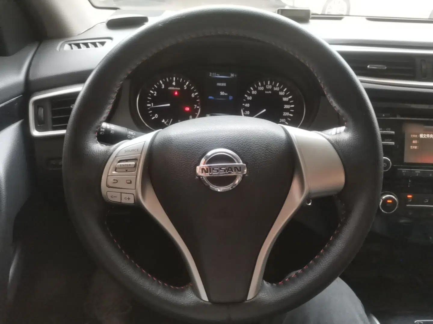 Nissan Qashqai 2016 2.0L CVT Elite Edition — миниатюра 18