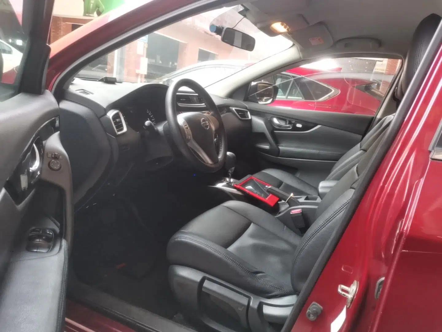 Nissan Qashqai 2016 2.0L CVT Elite Edition — миниатюра 23