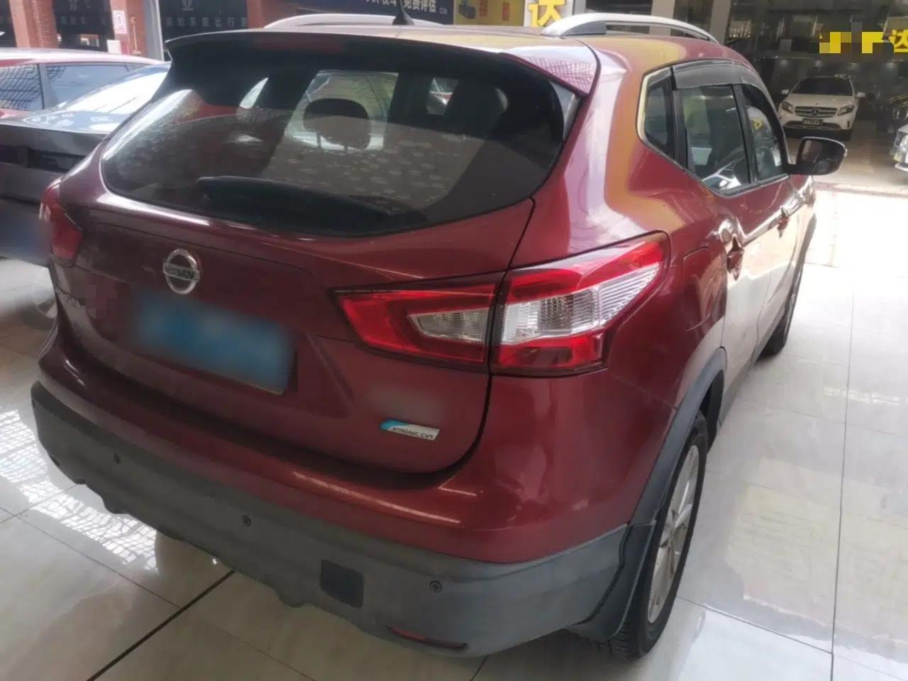 Nissan Qashqai 2016 2.0L CVT Elite Edition — миниатюра 6