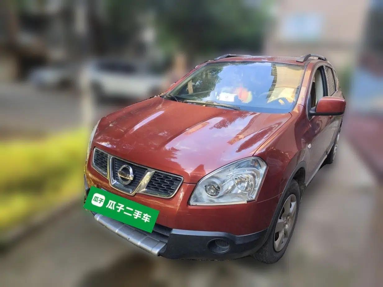 Nissan Qashqai 2012 1.6XE Wind 5MT 2WD — миниатюра 1