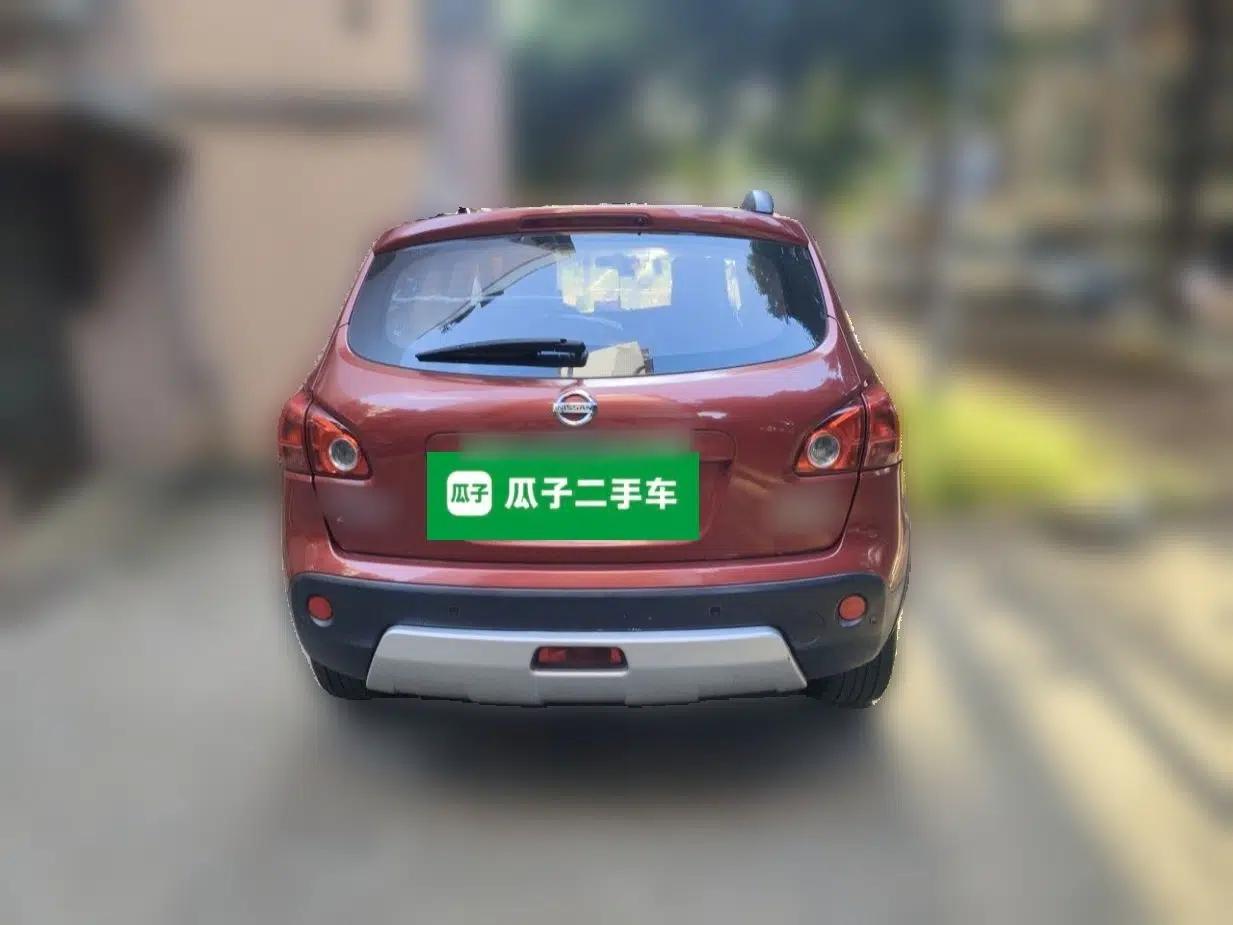 Nissan Qashqai 2012 1.6XE Wind 5MT 2WD — миниатюра 5