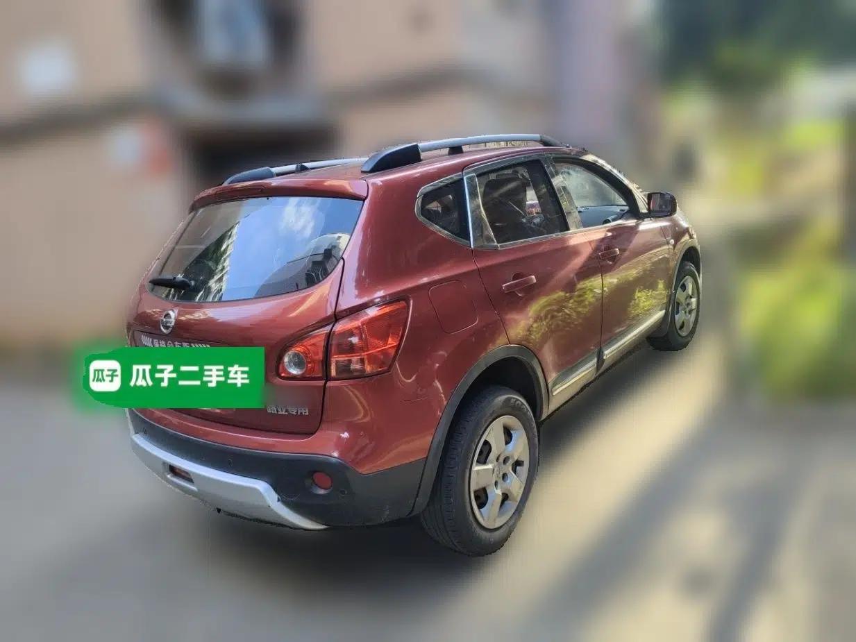 Nissan Qashqai 2012 1.6XE Wind 5MT 2WD — миниатюра 6