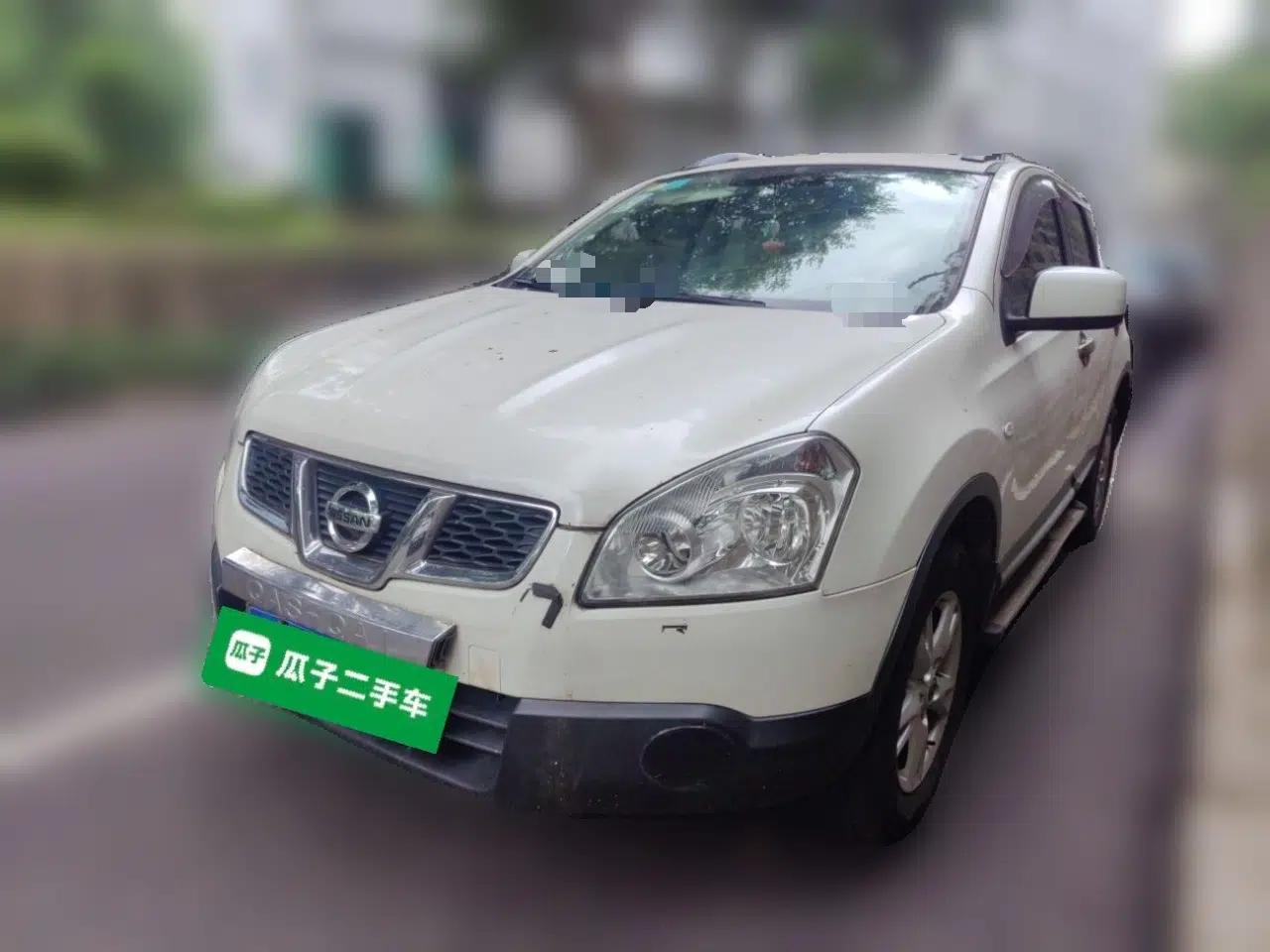 Nissan Qashqai 2012 1.6XE Wind 5MT 2WD — миниатюра 1