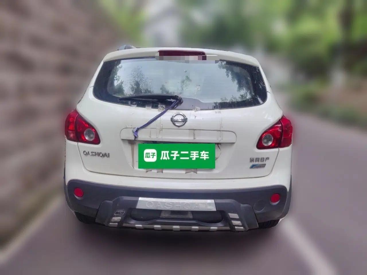 Nissan Qashqai 2012 1.6XE Wind 5MT 2WD — миниатюра 5