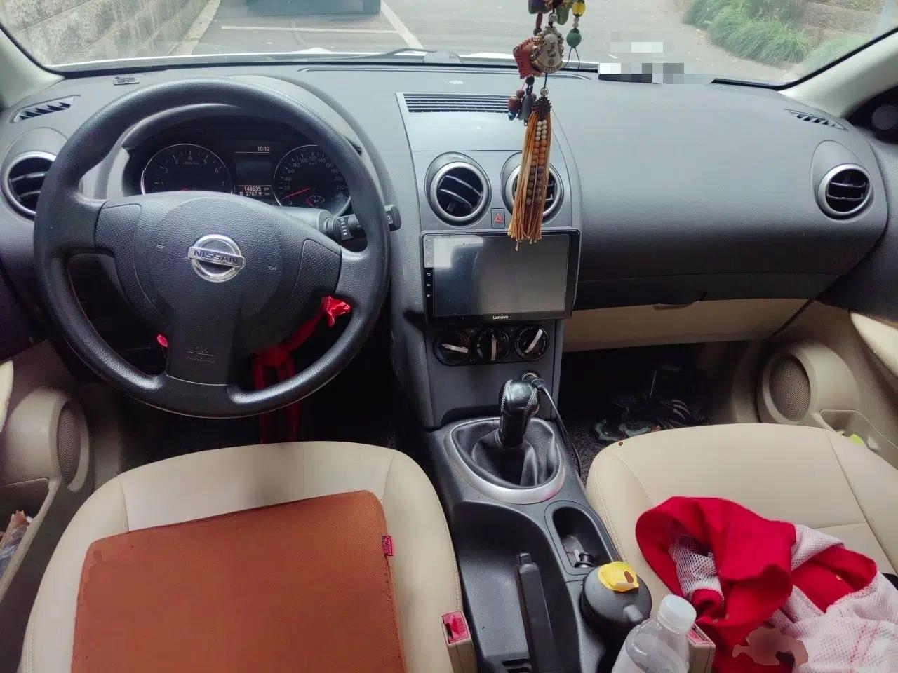 Nissan Qashqai 2012 1.6XE Wind 5MT 2WD — миниатюра 9