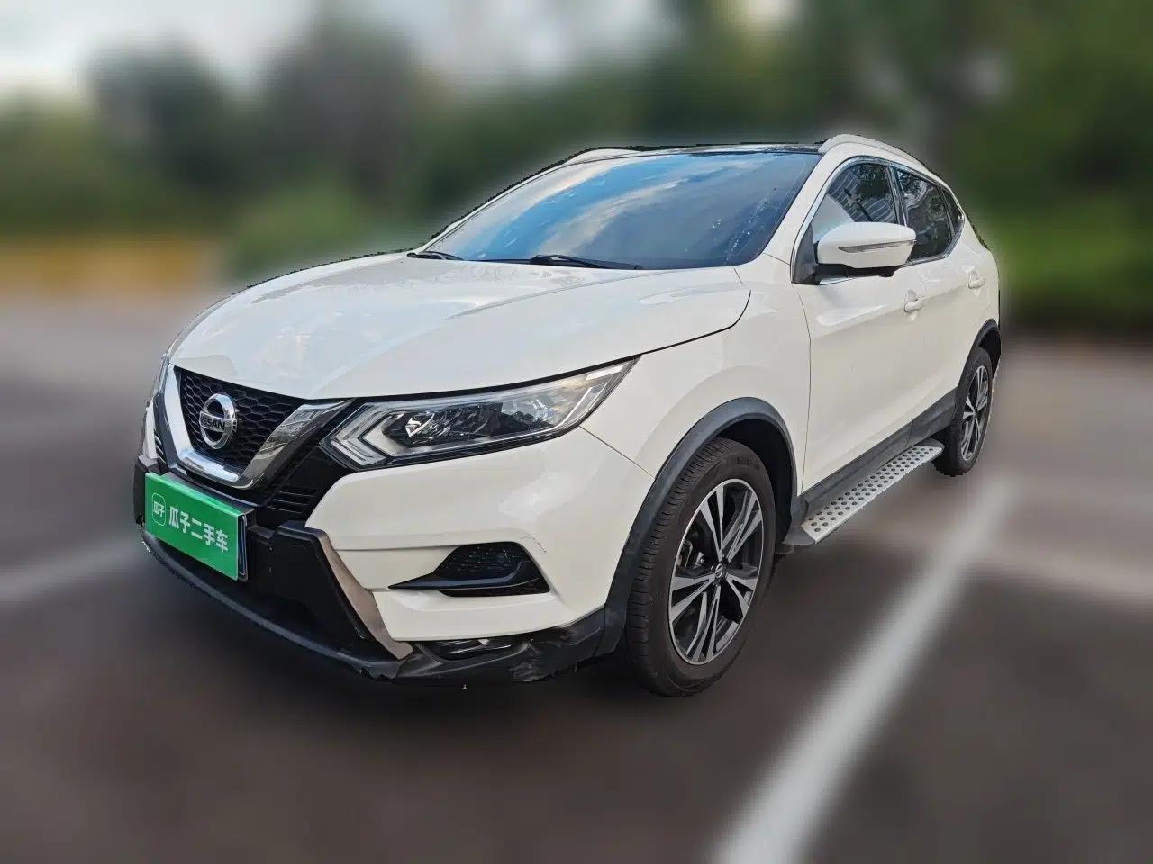 Nissan Qashqai 2019 2.0L CVT Luxury Edition — миниатюра 1