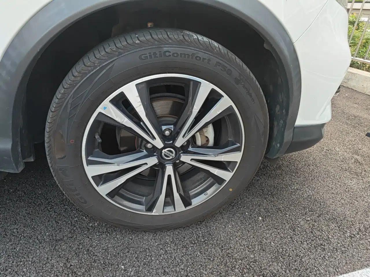 Nissan Qashqai 2019 2.0L CVT Luxury Edition — миниатюра 8
