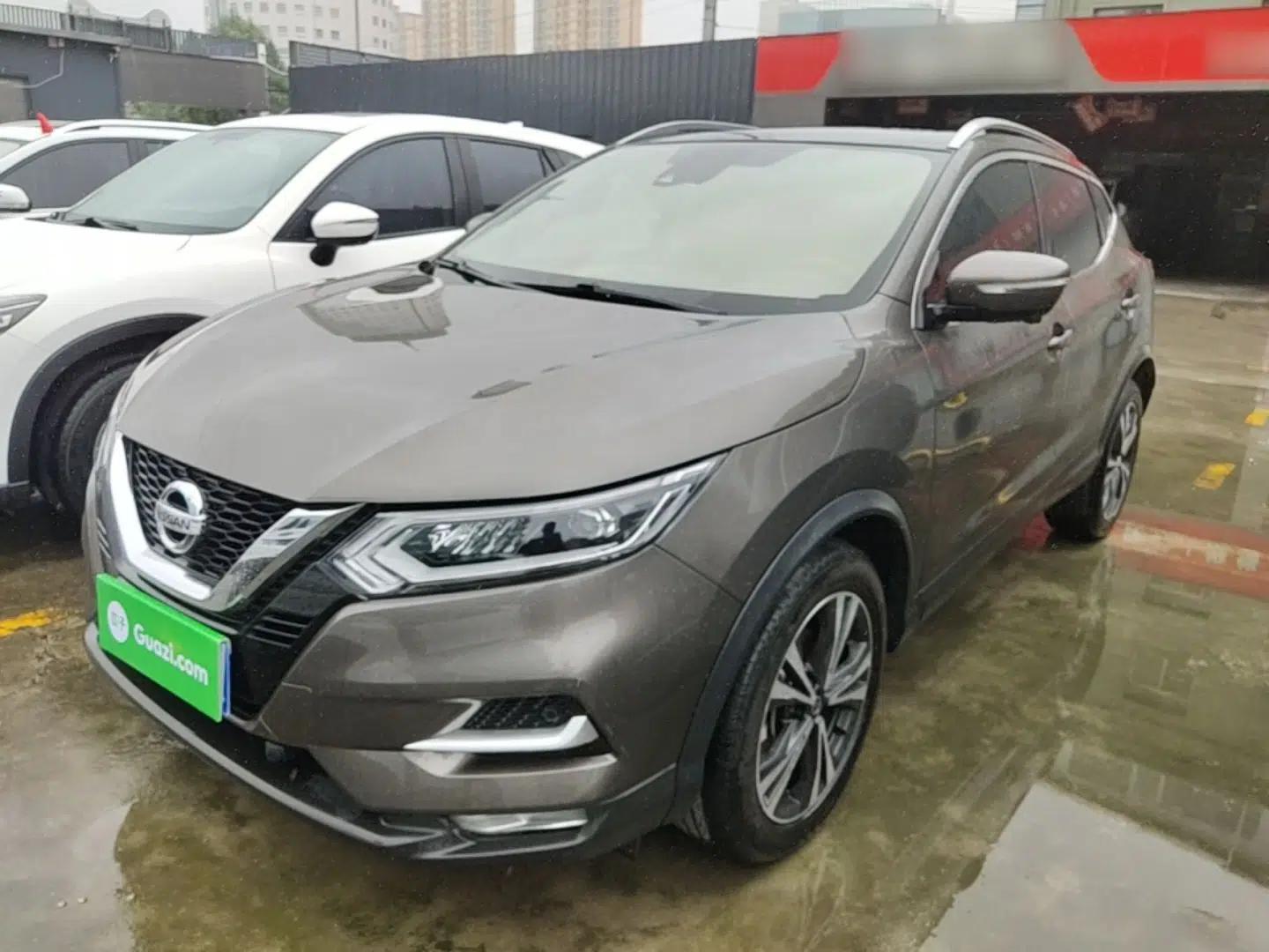Nissan Qashqai 2022 2.0L CVT XV Premier Luxury Edition — миниатюра 1