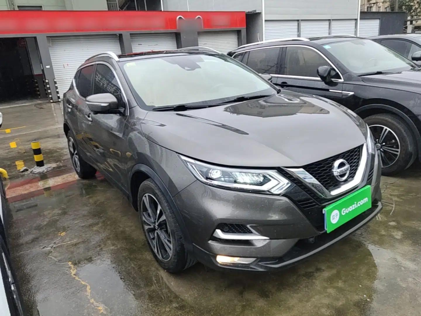 Nissan Qashqai 2022 2.0L CVT XV Premier Luxury Edition — миниатюра 3