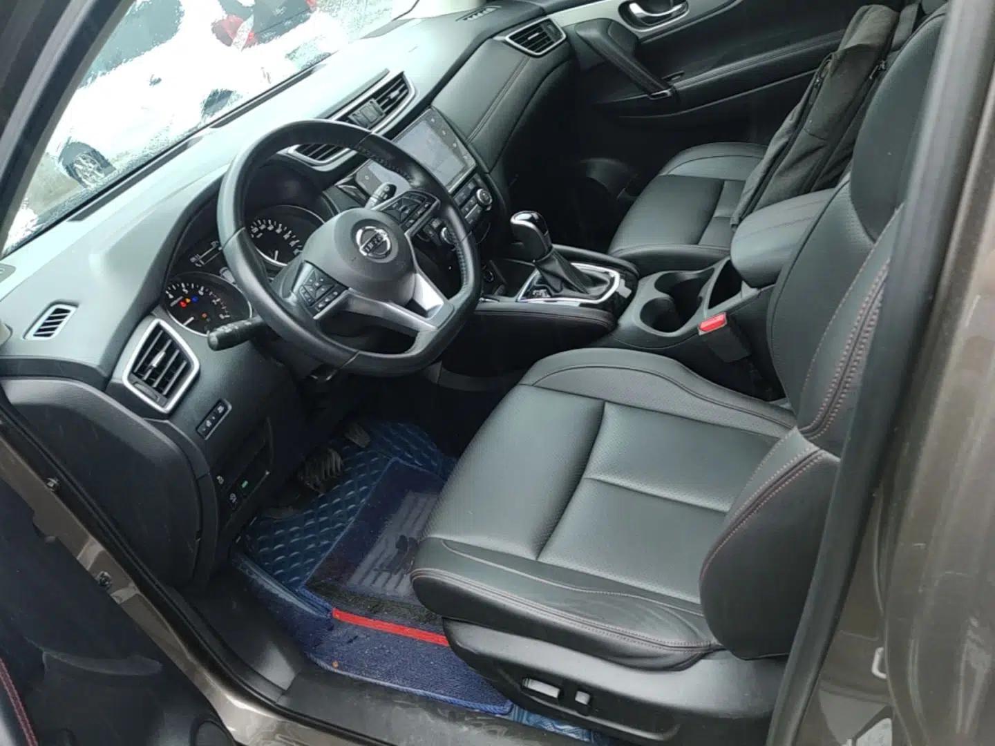 Nissan Qashqai 2022 2.0L CVT XV Premier Luxury Edition — миниатюра 22