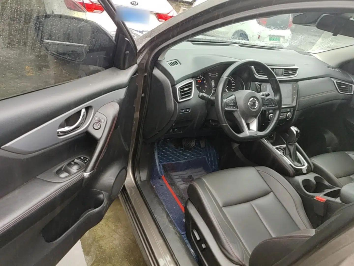 Nissan Qashqai 2022 2.0L CVT XV Premier Luxury Edition — миниатюра 23