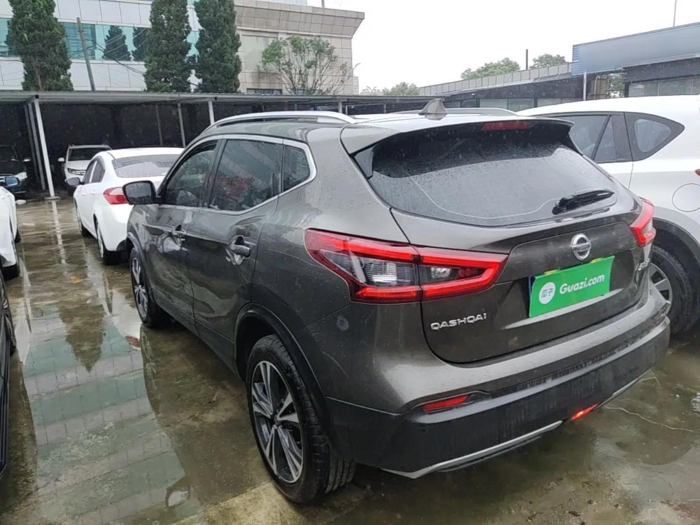 Nissan Qashqai 2022 2.0L CVT XV Premier Luxury Edition — миниатюра 4