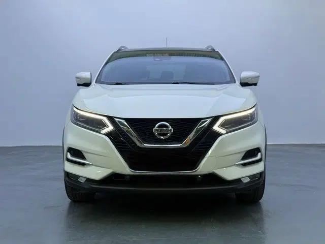 Nissan Qashqai 2022 2.0L CVT XV Premier Luxury Edition — миниатюра 2