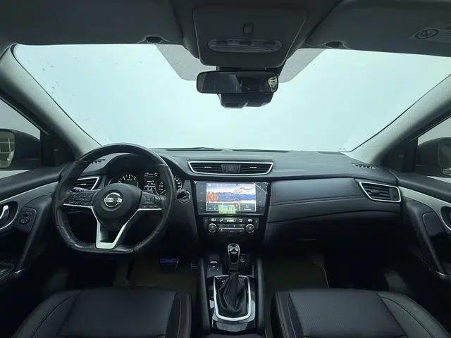 Nissan Qashqai 2022 2.0L CVT XV Premier Luxury Edition — миниатюра 14