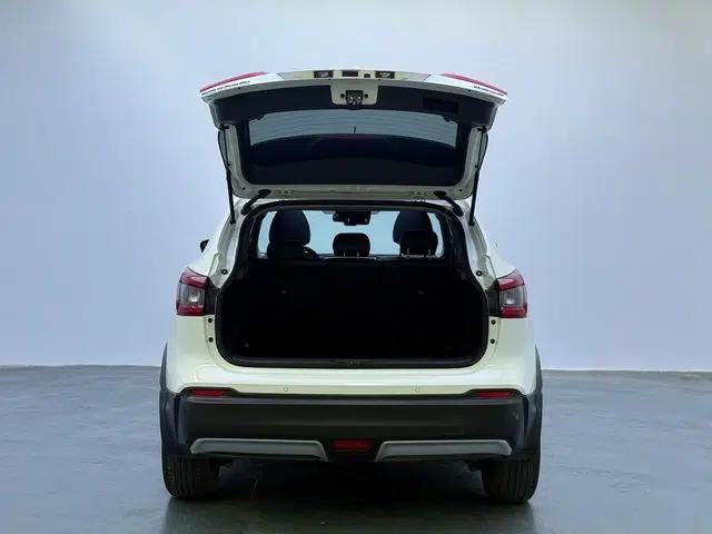 Nissan Qashqai 2022 2.0L CVT XV Premier Luxury Edition — миниатюра 19