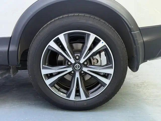 Nissan Qashqai 2022 2.0L CVT XV Premier Luxury Edition — миниатюра 9