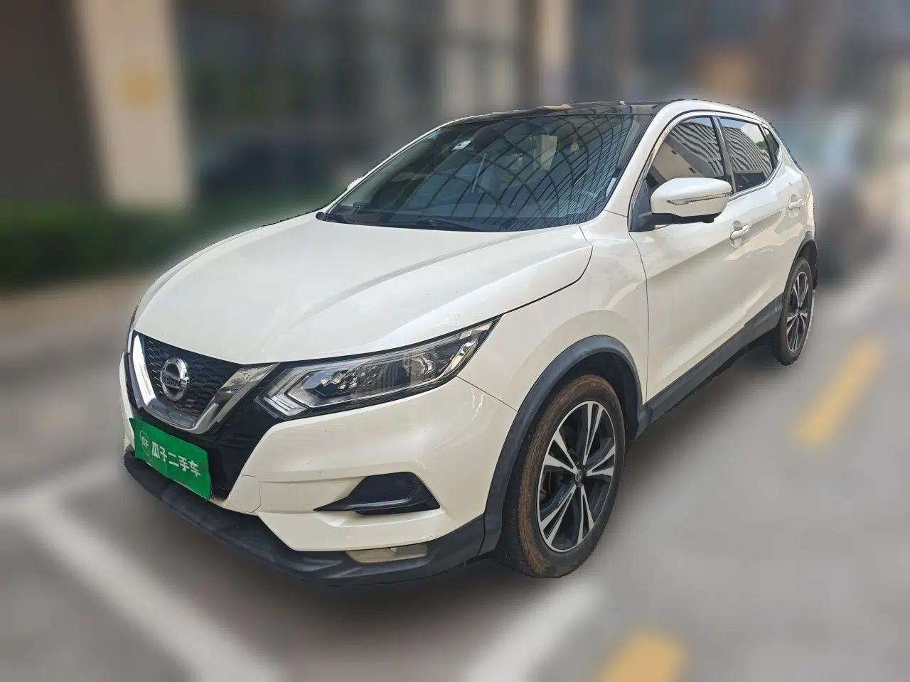 Nissan Qashqai 2019 2.0L CVT Luxury Edition — миниатюра 1