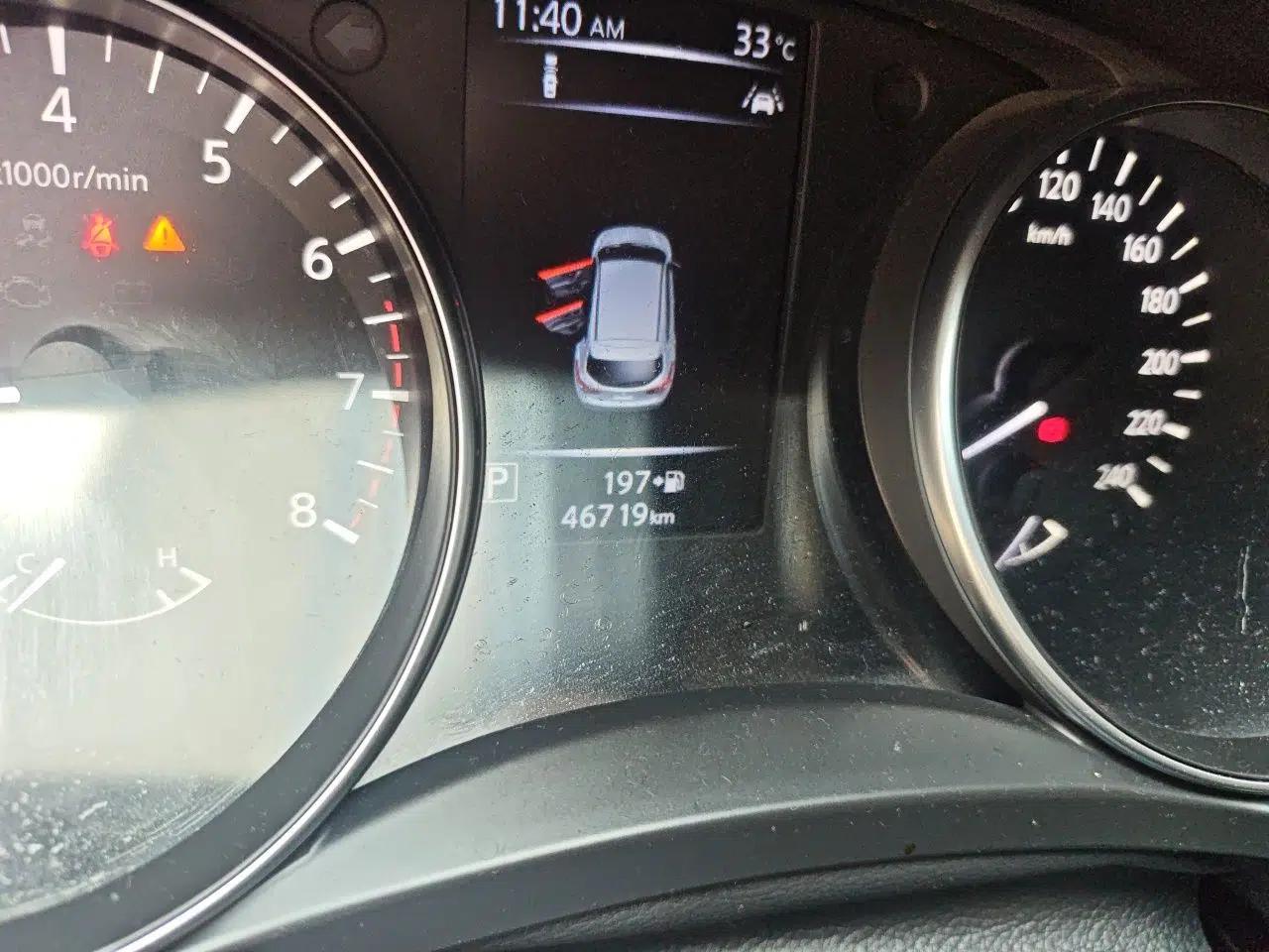 Nissan Qashqai 2019 2.0L CVT Luxury Edition — миниатюра 12