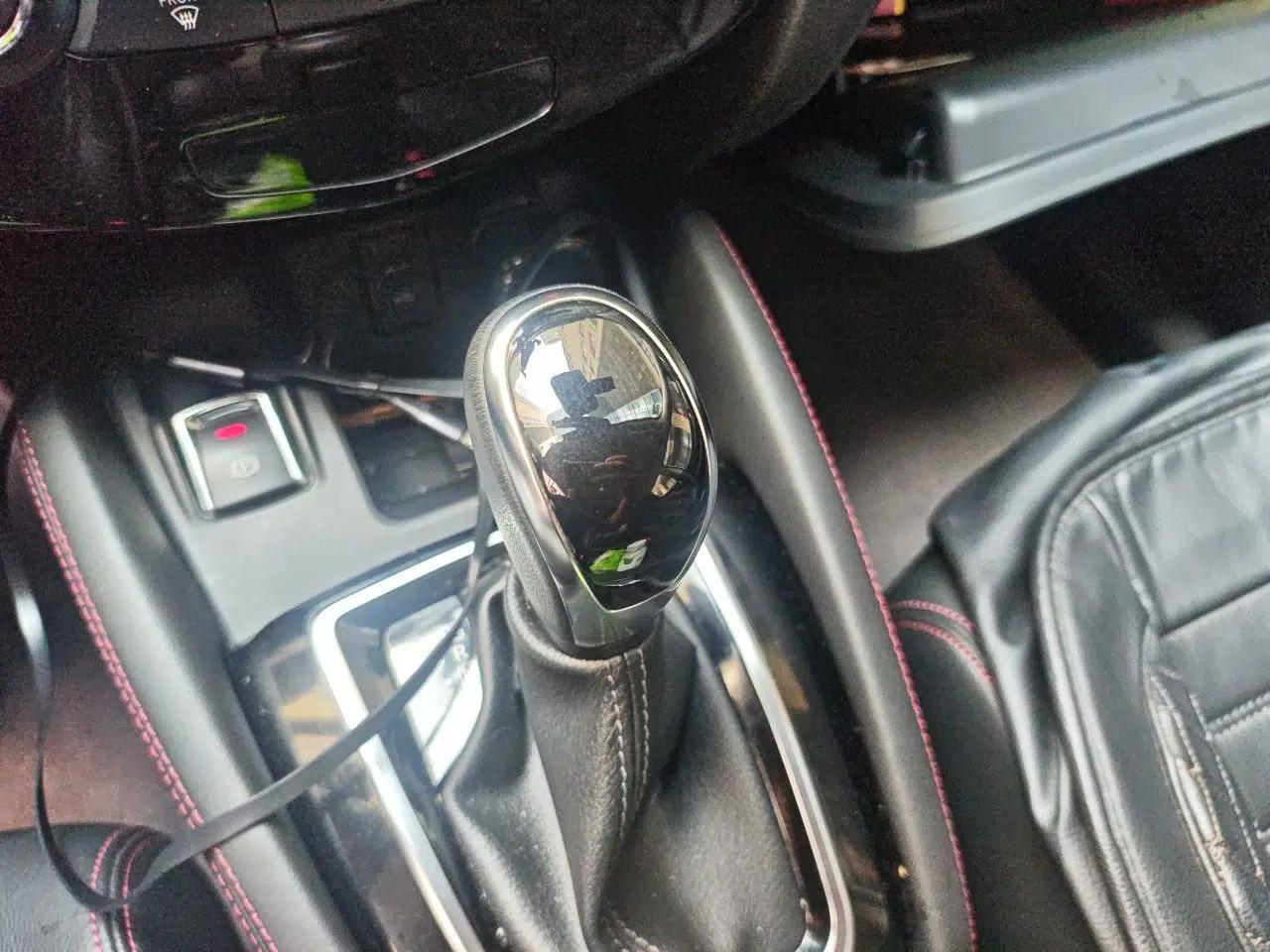Nissan Qashqai 2019 2.0L CVT Luxury Edition — миниатюра 14