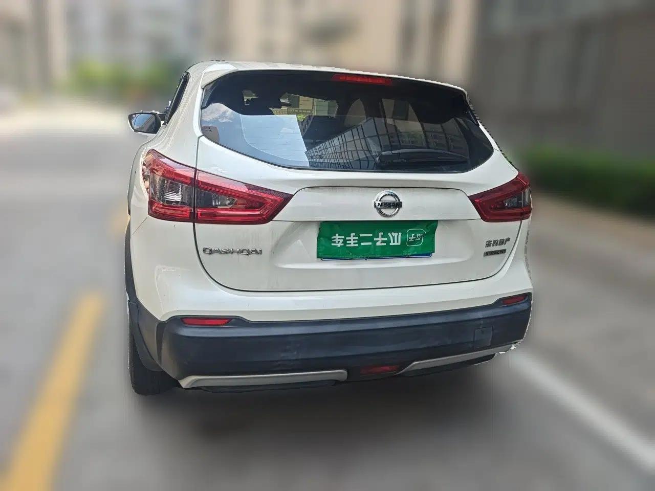 Nissan Qashqai 2019 2.0L CVT Luxury Edition — миниатюра 5