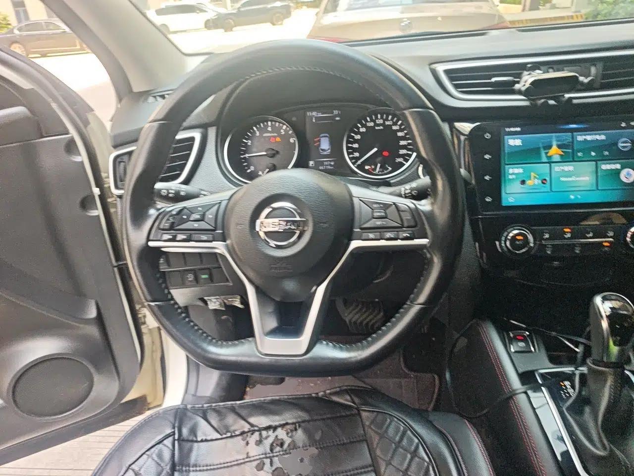 Nissan Qashqai 2019 2.0L CVT Luxury Edition — миниатюра 10