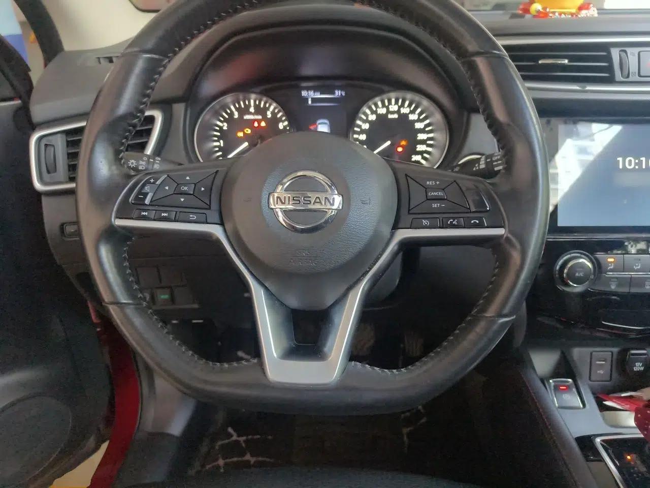 Nissan Qashqai 2019 2.0L CVT Luxury Edition — миниатюра 10