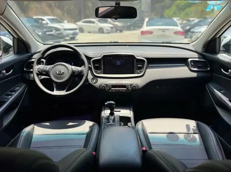 2016 Sorento L 2.4L Gasoline 4WD Custom Edition 7-Seater (China IV Emission Standard) — миниатюра 17