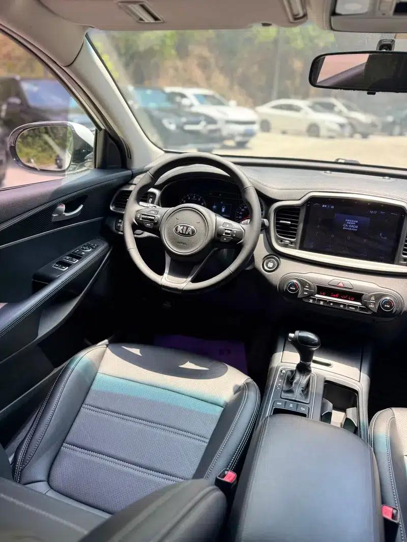 2016 Sorento L 2.4L Gasoline 4WD Custom Edition 7-Seater (China IV Emission Standard) — миниатюра 21