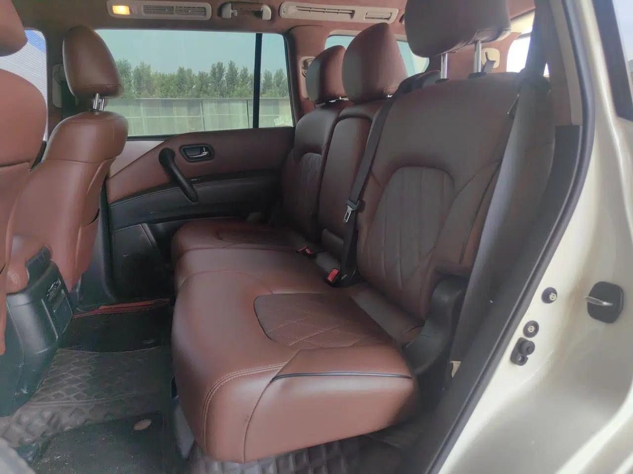 Nissan Patrol 2018 4.0L SE Middle East Version — миниатюра 17