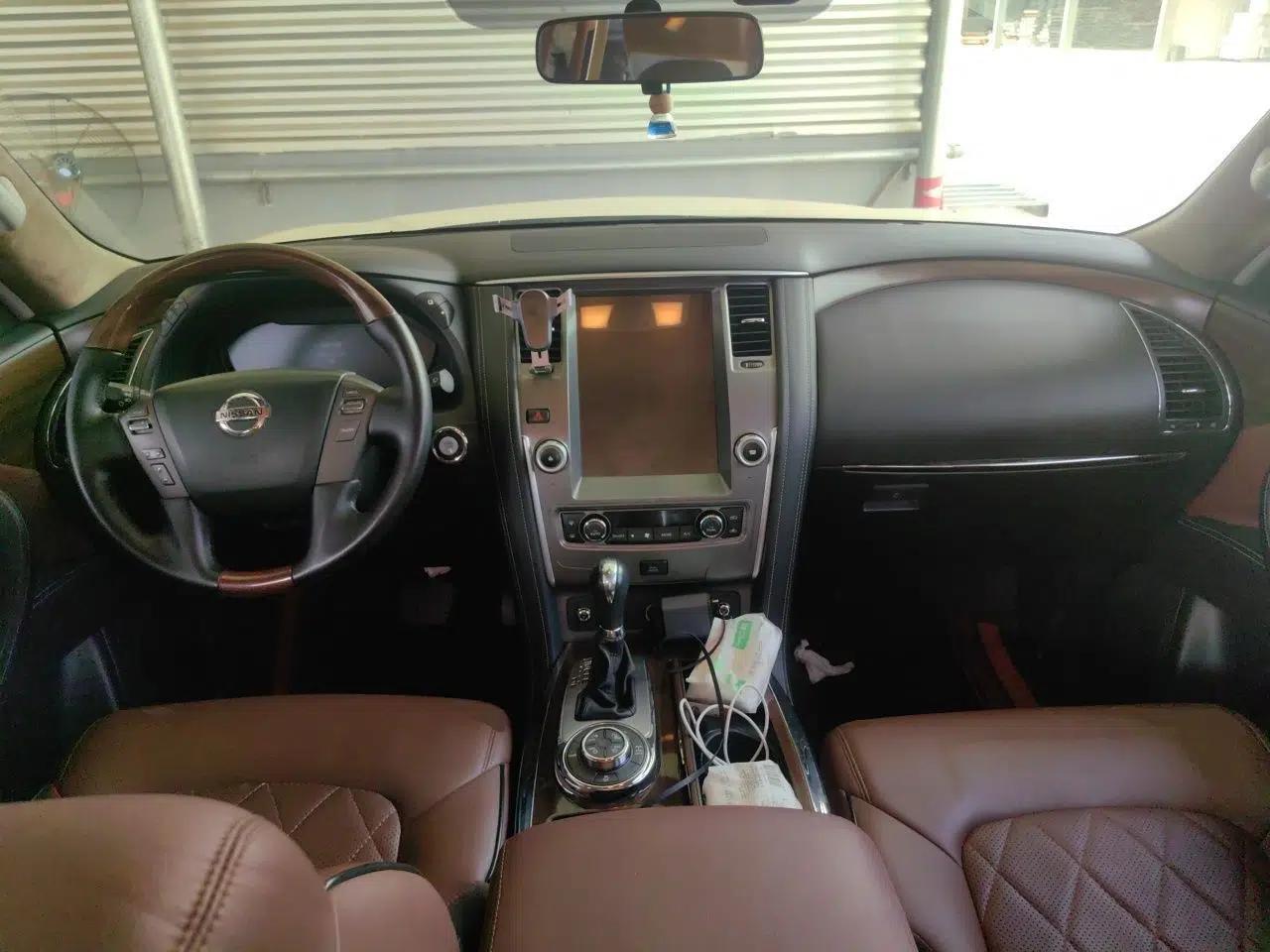 Nissan Patrol 2018 4.0L SE Middle East Version — миниатюра 9